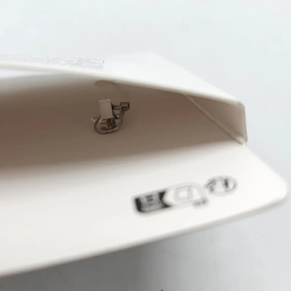 ZARA NWT SS24 ENAMELLED FLORAL EARRINGS RED FLOWERS 1011/008 READ ME - Picture 4 of 6